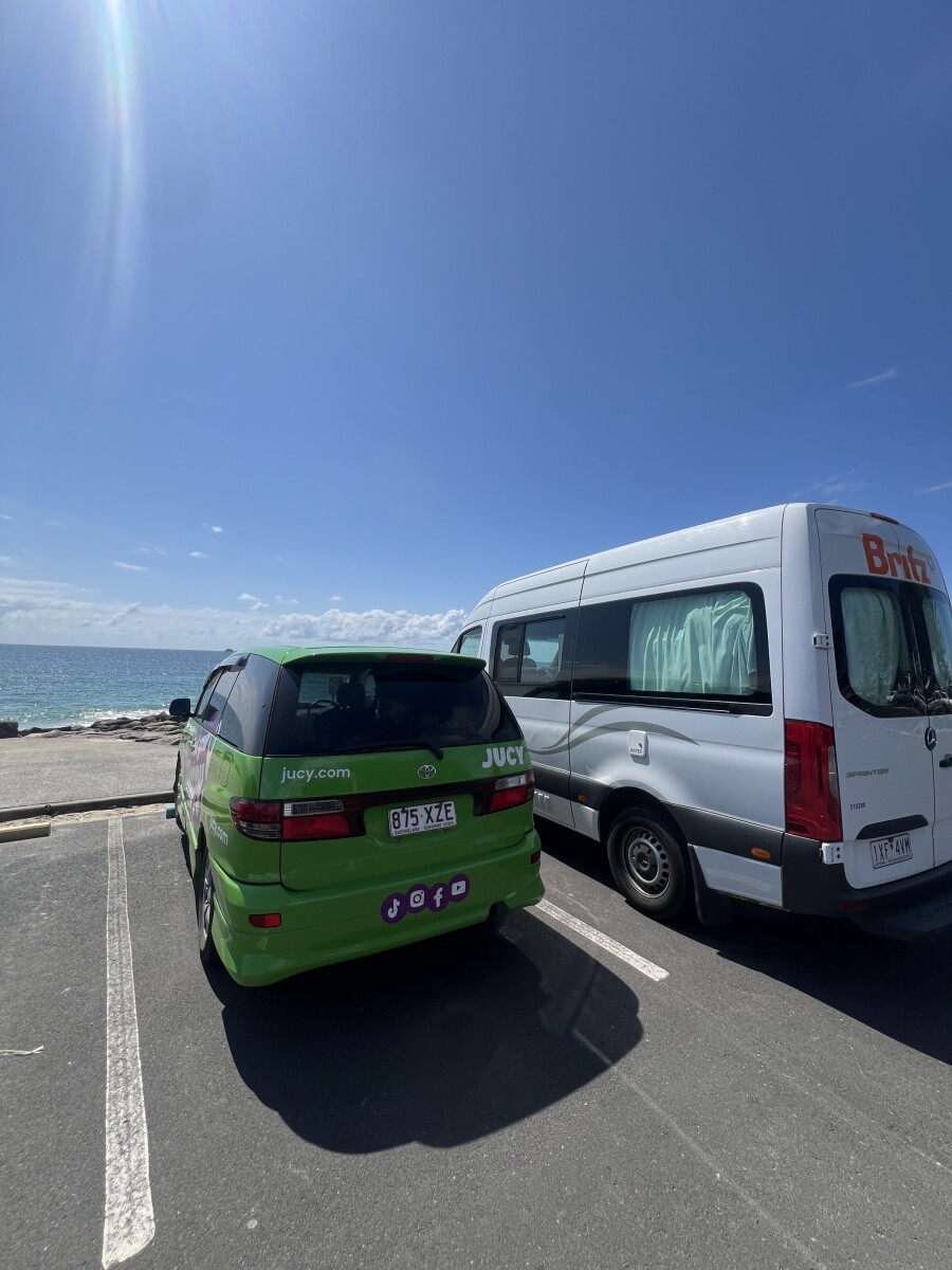 Campervans vs motorhomes - what's the difference? We discuss the pros and cons of both so you can decide which fits in line with your road trip plans. 